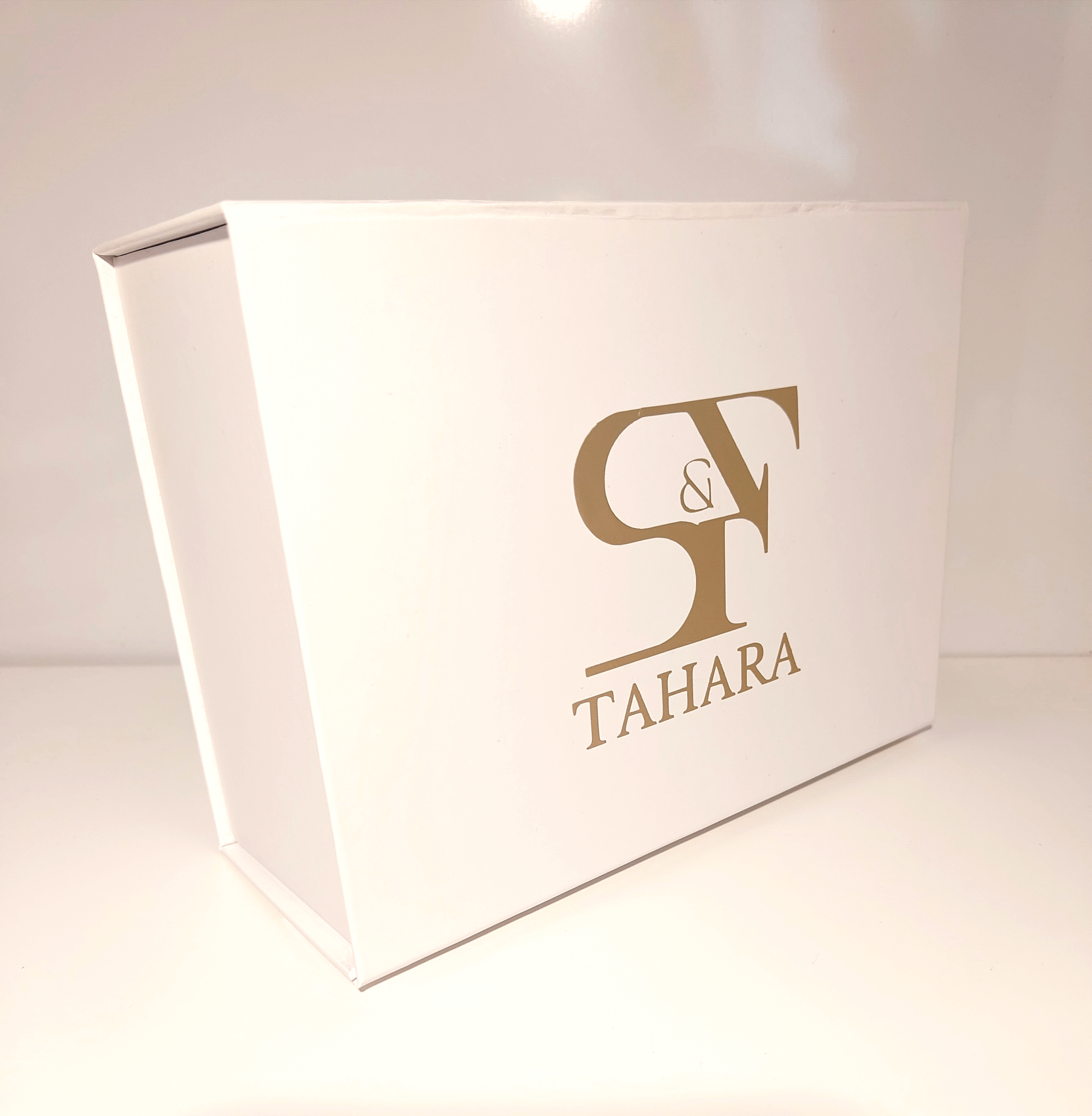 GIFT BOX
